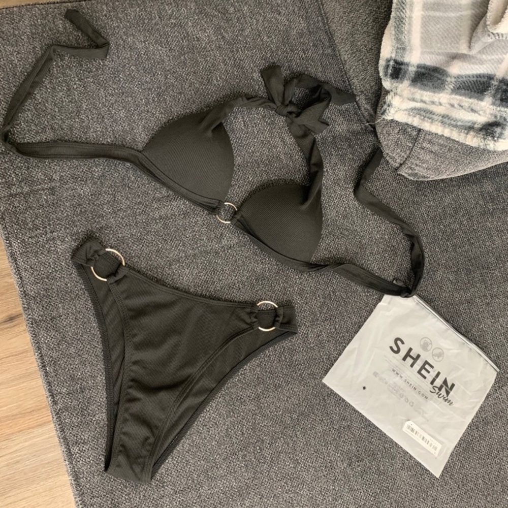 SHEIN Bikini Set